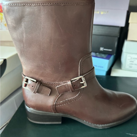 Ralph Lauren Boots - Picture 3 of 4